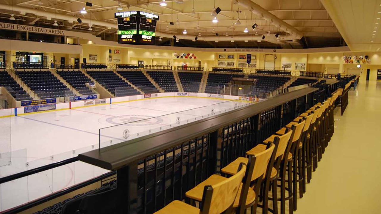 HDM: Thief River's 'mini Ralph' a hockey palace
